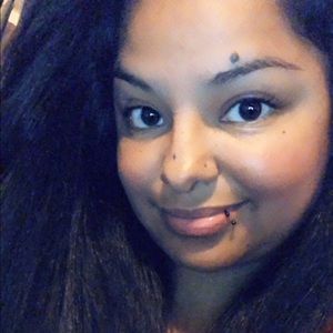 Meet your Posher, Ro